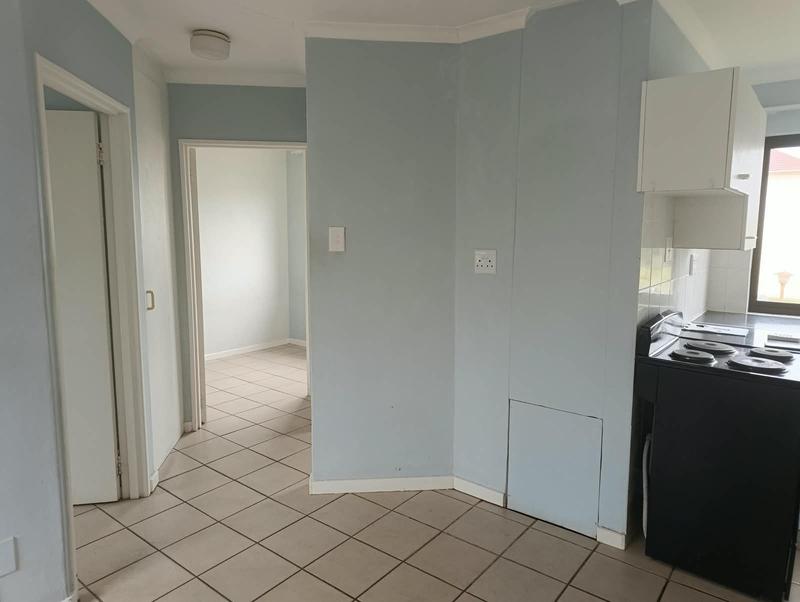 To Let 2 Bedroom Property for Rent in Guldenland Western Cape